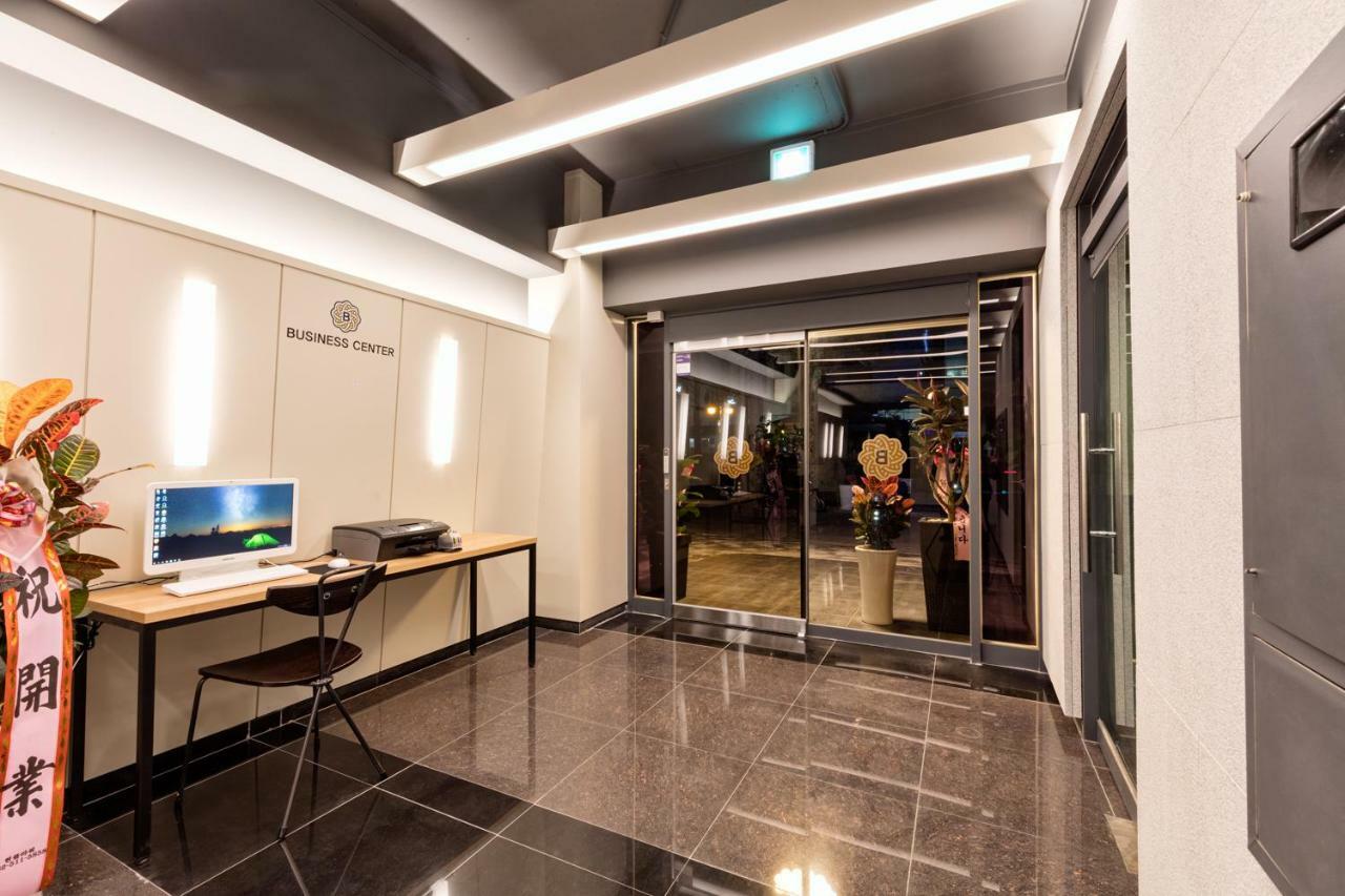 Ballantine Business Hotel Gwangju Metropolitan City Exterior photo