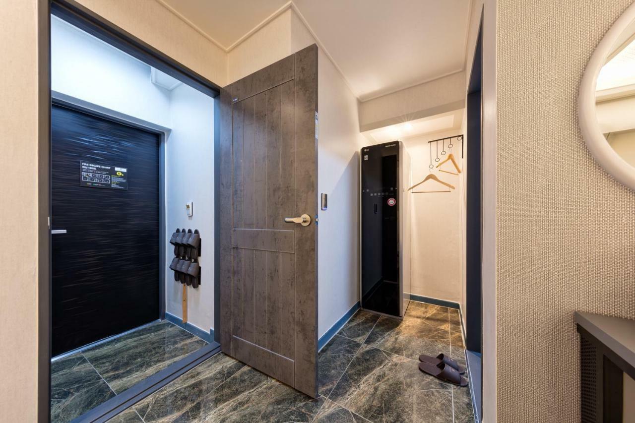 Ballantine Business Hotel Gwangju Metropolitan City Exterior photo