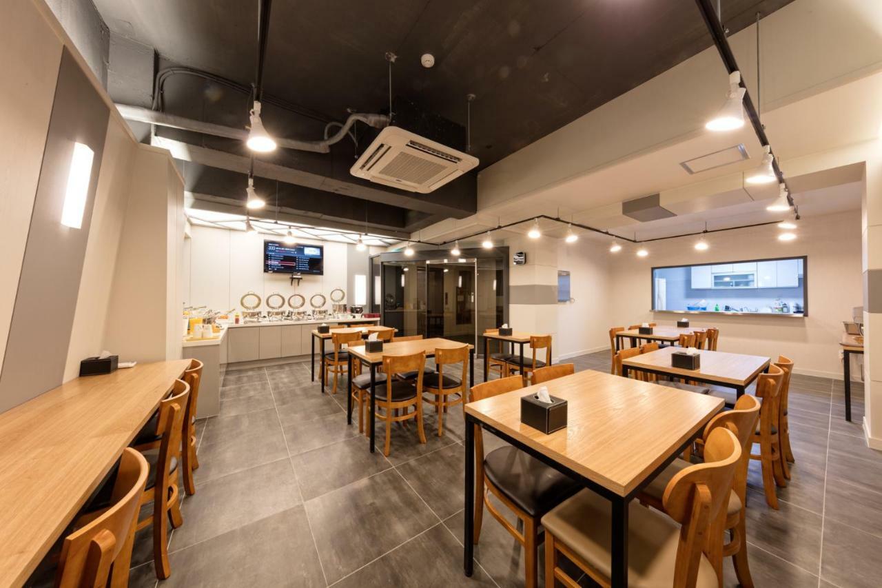 Ballantine Business Hotel Gwangju Metropolitan City Exterior photo