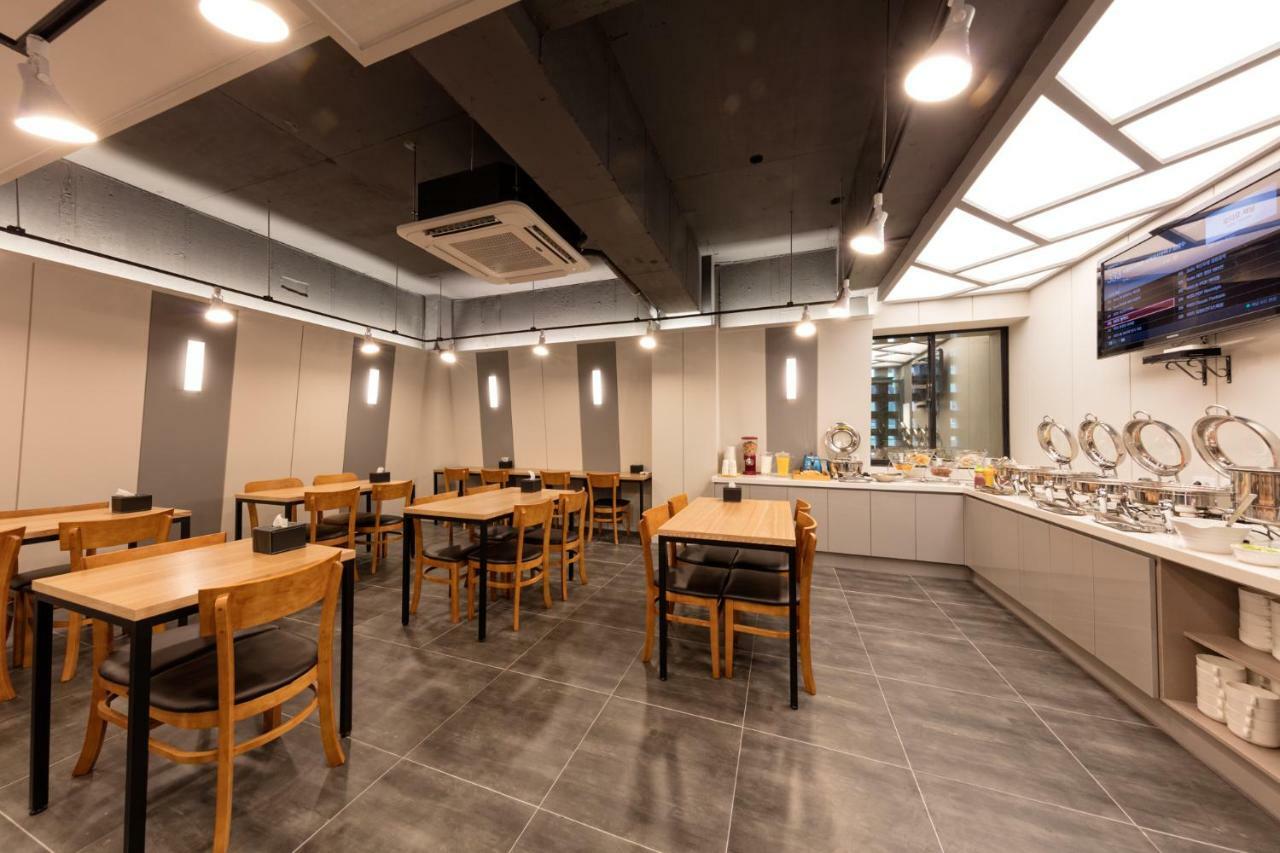 Ballantine Business Hotel Gwangju Metropolitan City Exterior photo